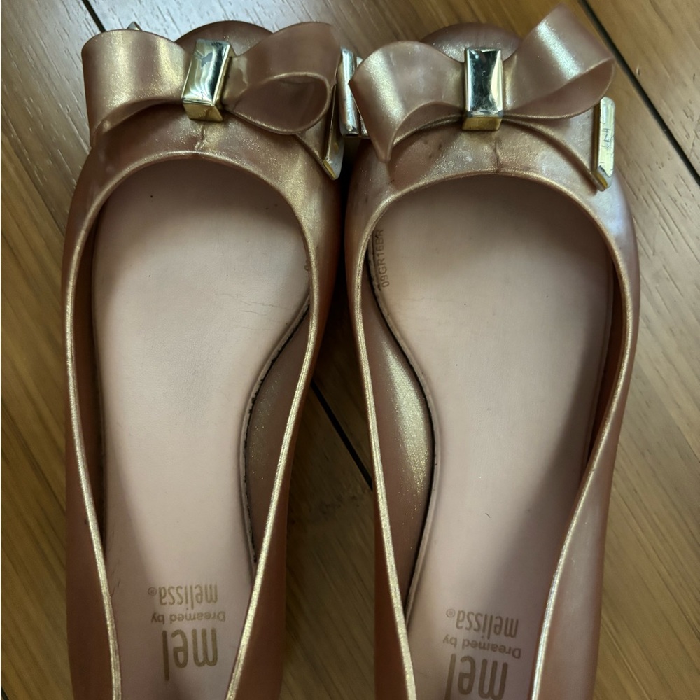 Mel dreamed by Melissa shoes beautiful color - Picture 2 of 2